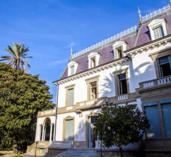 Sanremo'da deniz kenarında tarihi villa